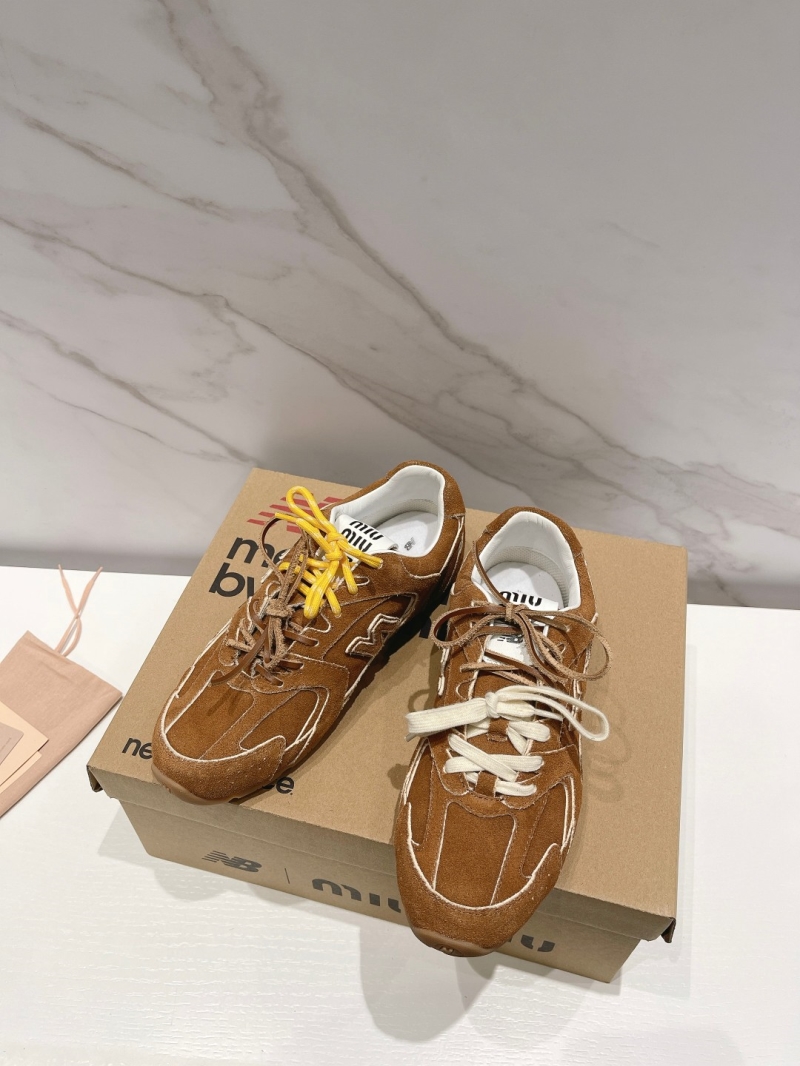 Miu Miu Casual Shoes